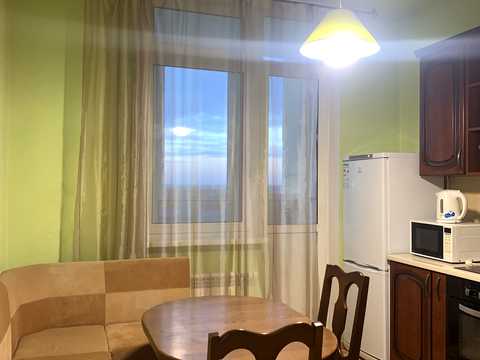 квартира за адресою Гната Хоткевича вул. (Червоногвардійська), 8