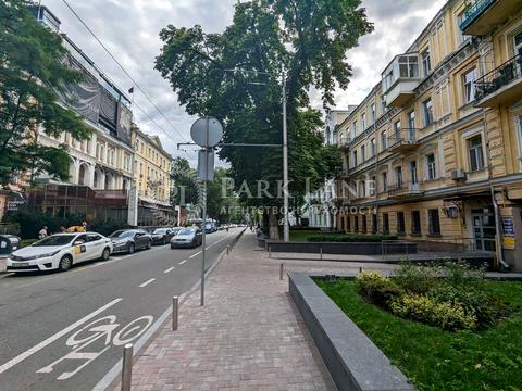 коммерческая по адресу Богдана Хмельницкого ул., 29