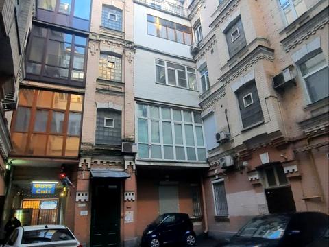 квартира за адресою Шота Руставелі вул., 34