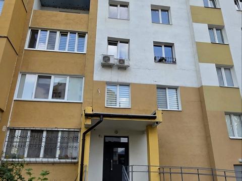 квартира за адресою Льва Ландау просп. (50-річчя СРСР), 52-А