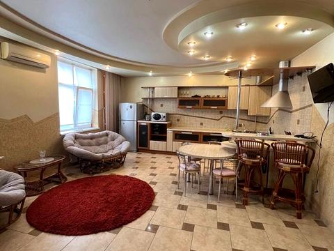 квартира за адресою Олександра Довженка вул., 6