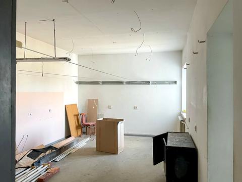 комерційна за адресою Петра Сагайдачного вул., 42