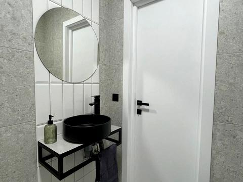 квартира за адресою Будівельників вул., 5