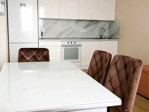квартира за адресою Дніпровська набережна вул., 18-Б