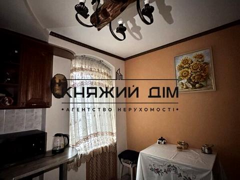 квартира за адресою Оноре де Бальзака вул., 4