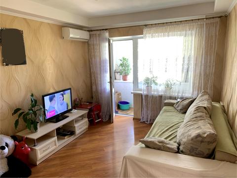 квартира за адресою Дмитра Апухтіна вул., 21-А