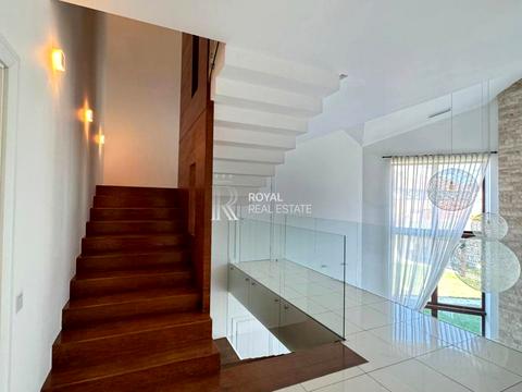 будинок за адресою молодіжна