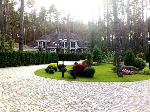 будинок за адресою с. Плюти, вул. Плютовська, 22