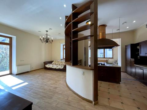 квартира за адресою Гоголівська вул., 10
