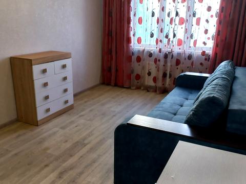 квартира за адресою Академіка Глушкова просп., 107