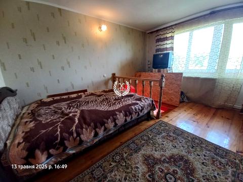 будинок за адресою Лугова