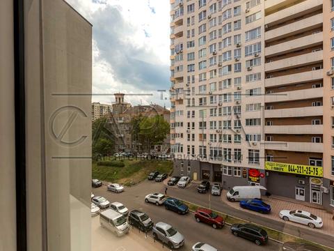 коммерческая по адресу Голосеевская ул., 42