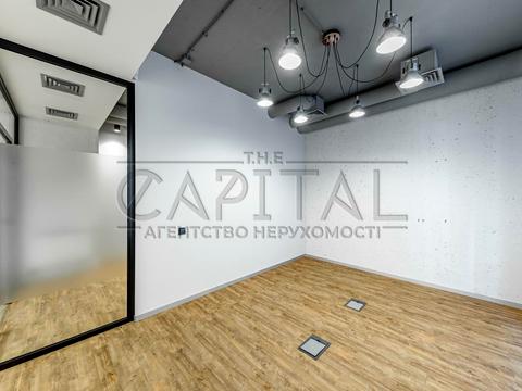 коммерческая по адресу Андрея Верхогляда ул. (Михайла Драгомирова), 14-А