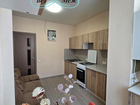 квартира за адресою Братська вул., 12