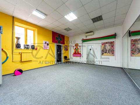 комерційна за адресою Джона Маккейна вул. (Івана Кудрі), 7-А