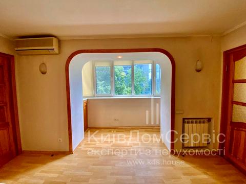 квартира за адресою Предславинська вул., 14