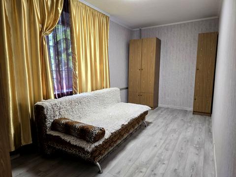 квартира за адресою Квартальна вулиц вул. (Гладкова), 27