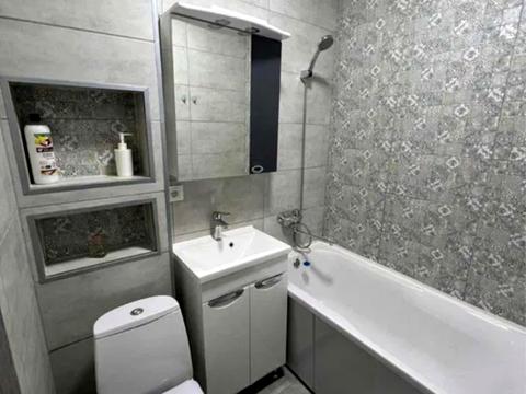 квартира за адресою Власенка вул., 10