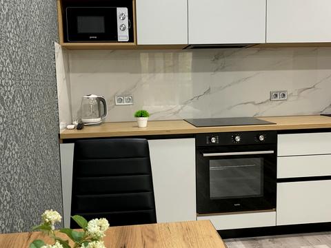 квартира за адресою Літературна вул., 10 б