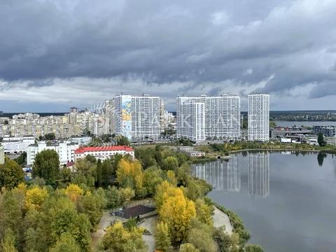 квартира по адресу Миколы Бажана просп., 1-М