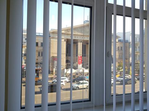 комерційна за адресою Велика Васильківська вул. (Червоноармійська), 16