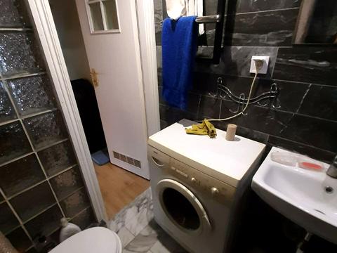 будинок за адресою Монтажників вул., 37