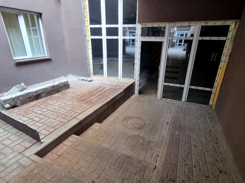 комерційна за адресою Глибочицька вул., 13