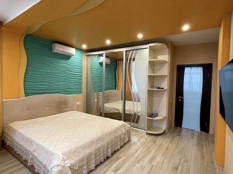 квартира за адресою Сім'ї Кульженків вул. (Петра Дегтяренка), 35