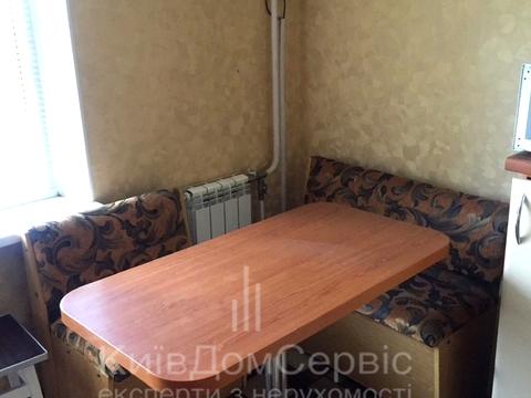 квартира за адресою Ревуцького вул., 17