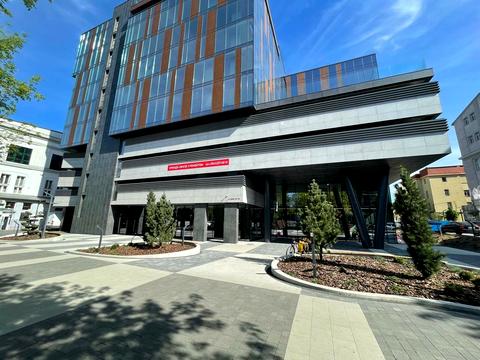 комерційна за адресою Героїв Упа, 73б
