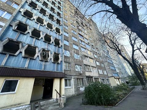 коммерческая по адресу Панаса Мирного ул., 11