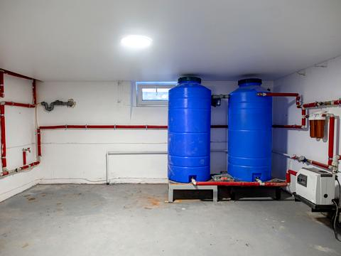 комерційна за адресою Євгена Чикаленка вул., 26