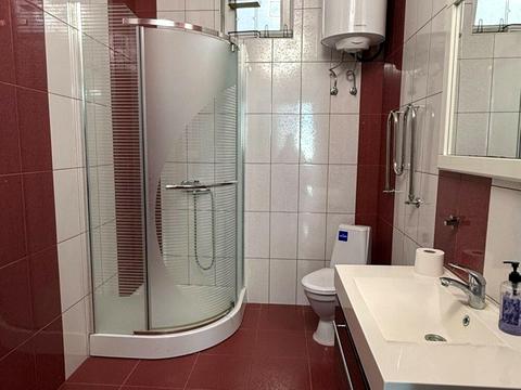 будинок за адресою Горіхова вул., 5
