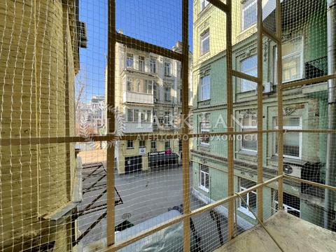 квартира по адресу Шота Руставели ул., 32