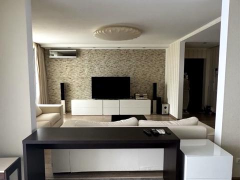 квартира за адресою Зоопаркова вул., 10