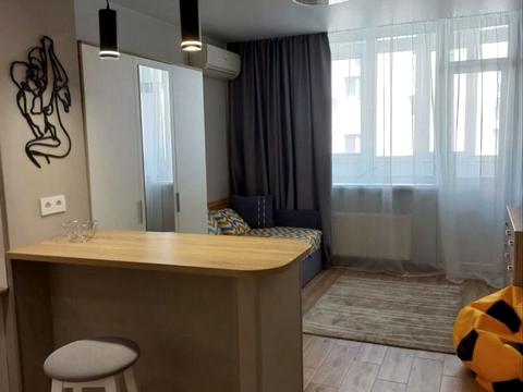квартира за адресою Академіка Амосова вул., 12