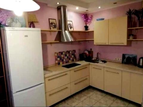 квартира за адресою Райдужний масив вул., 6