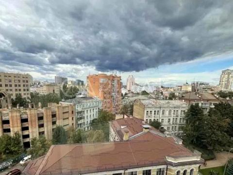 комерційна за адресою Бульварно-Кудрявська вул. (Воровського), 21