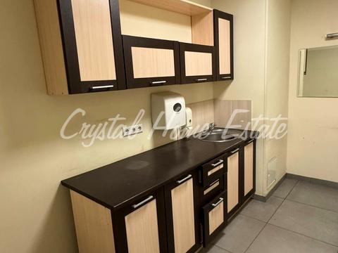 комерційна за адресою Лінійна вул., 17