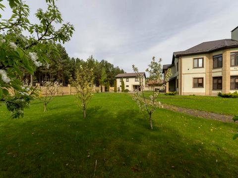 будинок за адресою Центральна