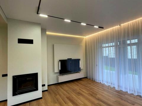 будинок за адресою Центральна