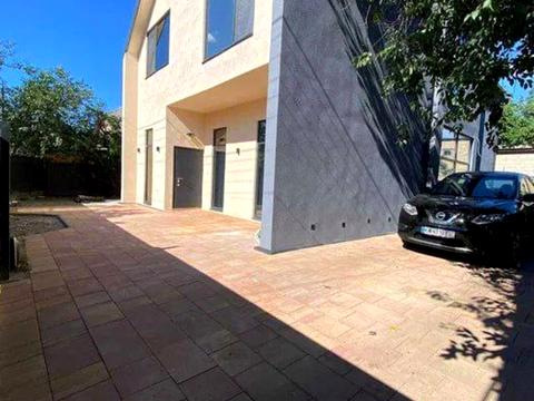 дом по адресу Осенняя ул.