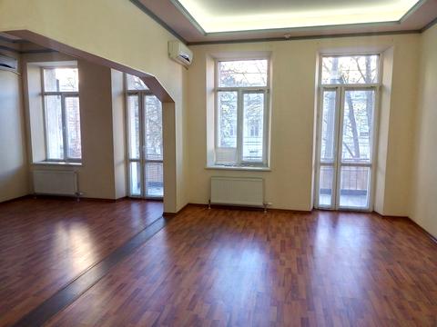 комерційна за адресою Ніни Строкатої вул. (Буніна), 17