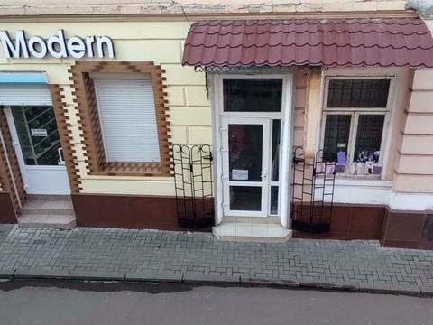 комерційна за адресою Вагилевича, 3