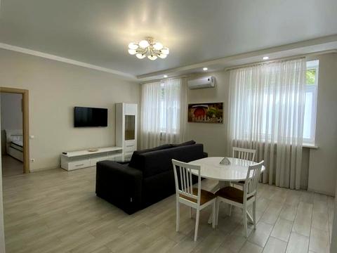 квартира за адресою Мечникова вул. (Кловський), 10/2