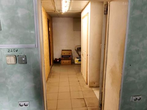 комерційна за адресою Хоменка, 28