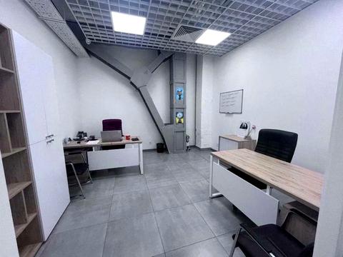 коммерческая по адресу Героев Полка "Азов ул. (Малиновского маршала), 12
