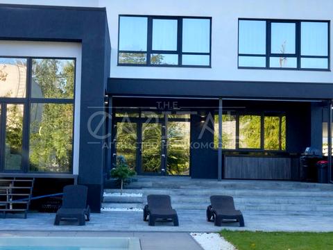 будинок за адресою Академіка Заболотного вул.