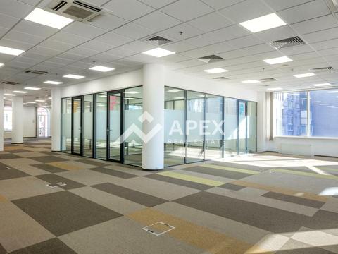 комерційна за адресою Жилянська вул., 75