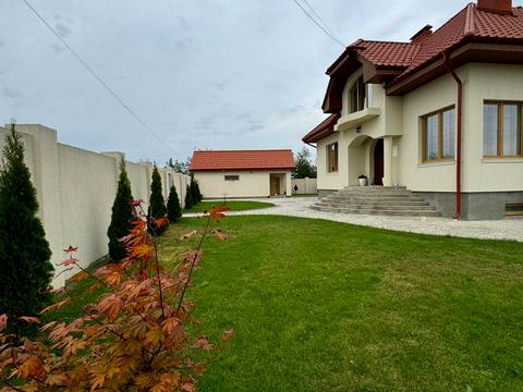 будинок за адресою с. Баранинці, Центральна